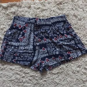 BLUE/RED PAISLEY SHORTS